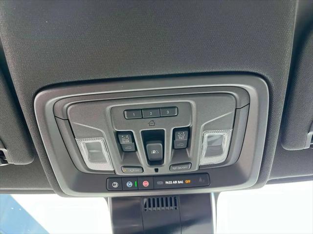 2026 GMC Sierra 2500HD Crew Cab, Standard Bed, SLT, 4WD