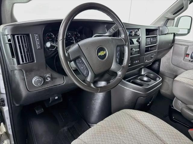2023 Chevrolet Express Passenger RWD 2500 Regular Wheelbase LS