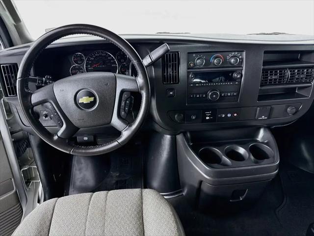2023 Chevrolet Express Passenger RWD 2500 Regular Wheelbase LS
