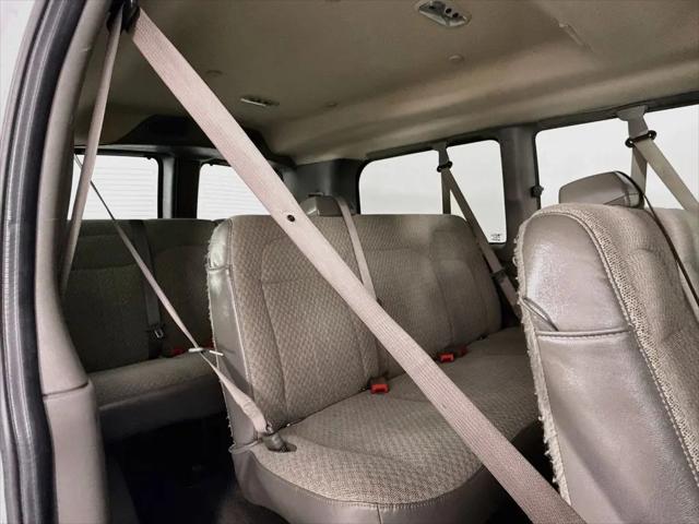 2023 Chevrolet Express Passenger RWD 2500 Regular Wheelbase LS