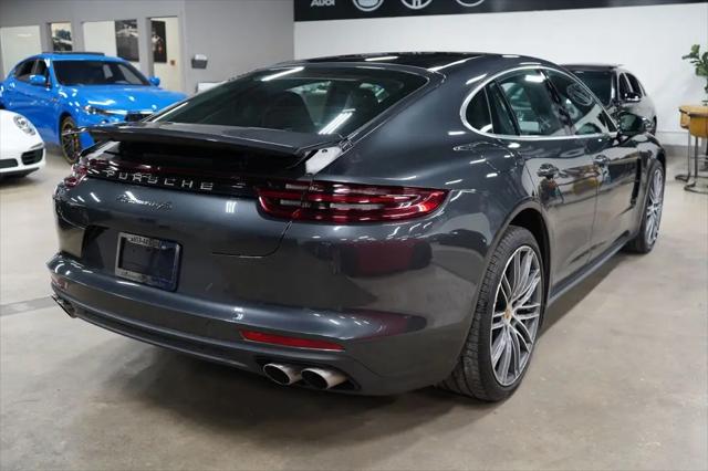 2018 Porsche Panamera 4S