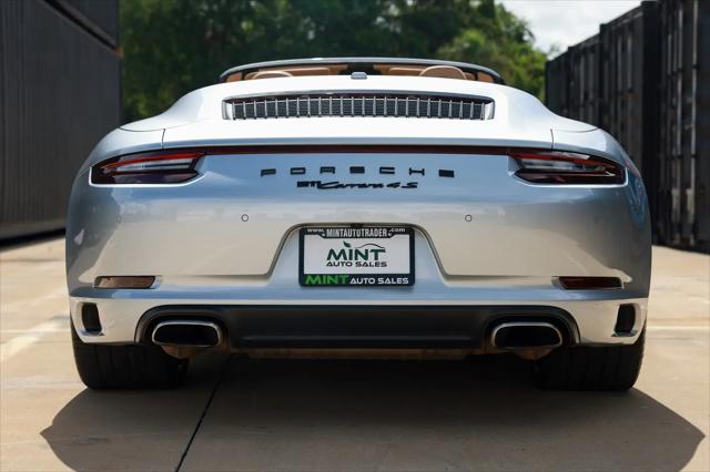 2017 Porsche 911 Carrera