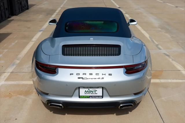 2017 Porsche 911 Carrera