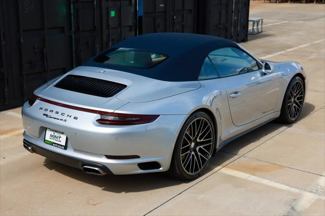 2017 Porsche 911 Carrera