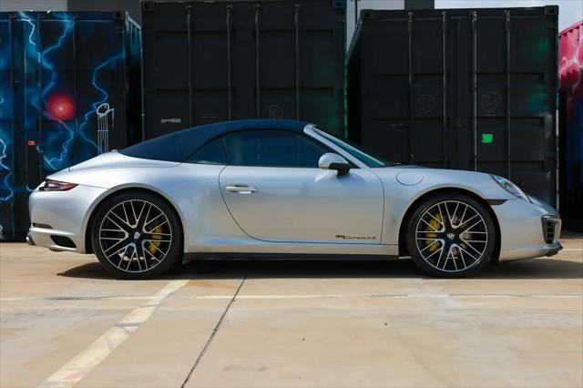 2017 Porsche 911 Carrera