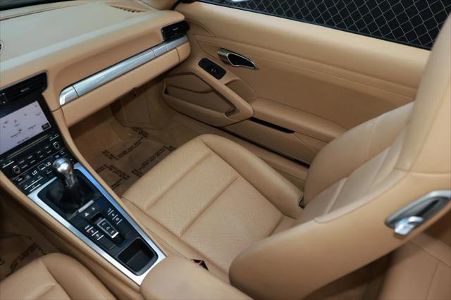 2017 Porsche 911 Carrera