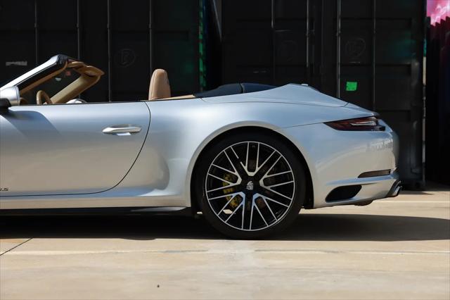 2017 Porsche 911 Carrera