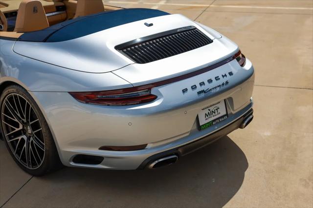 2017 Porsche 911 Carrera