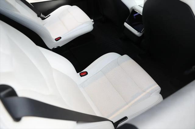 2022 Tesla Model X Dual Motor All-Wheel Drive