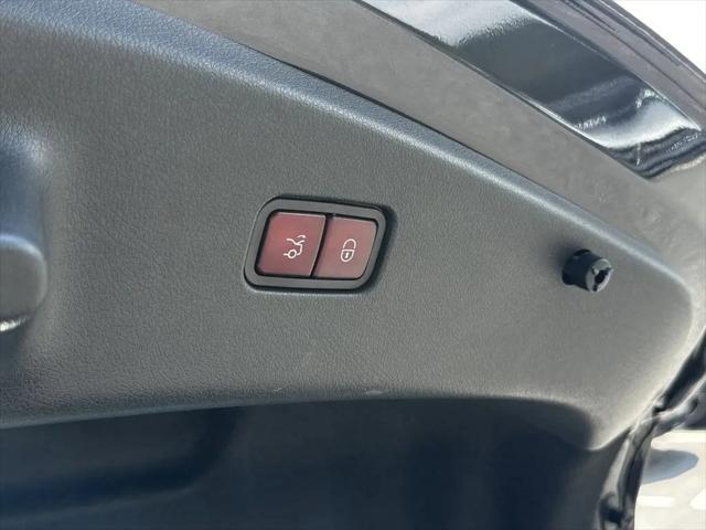 2025 Mercedes-Benz E-CLASS E 300 4MATIC