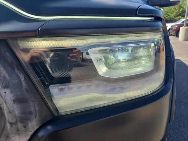 2019 Ram 1500 Laramie Crew Cab 4x4 5'7" Box