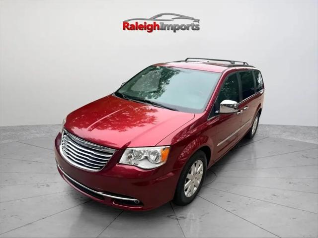 2016 Chrysler Town & Country Touring