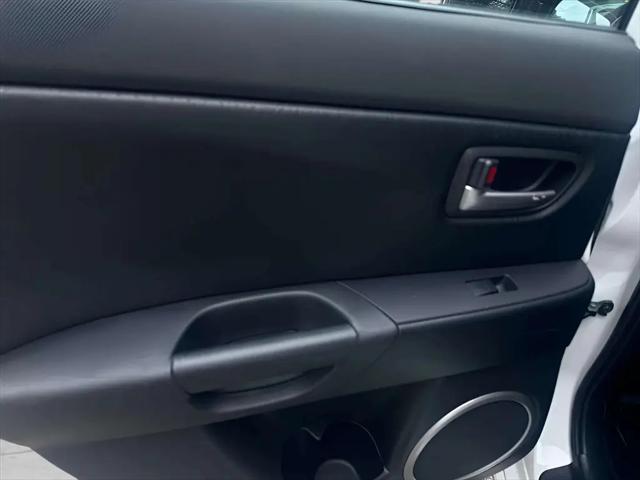 2004 Mazda Mazda3 s