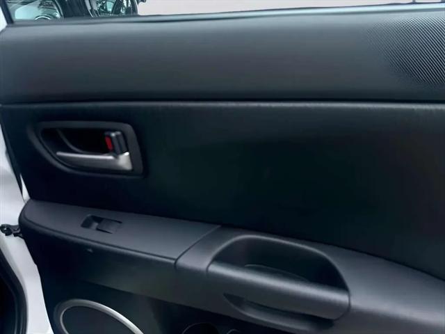 2004 Mazda Mazda3 s