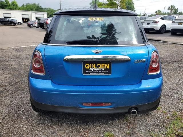 2011 MINI Cooper Cooper