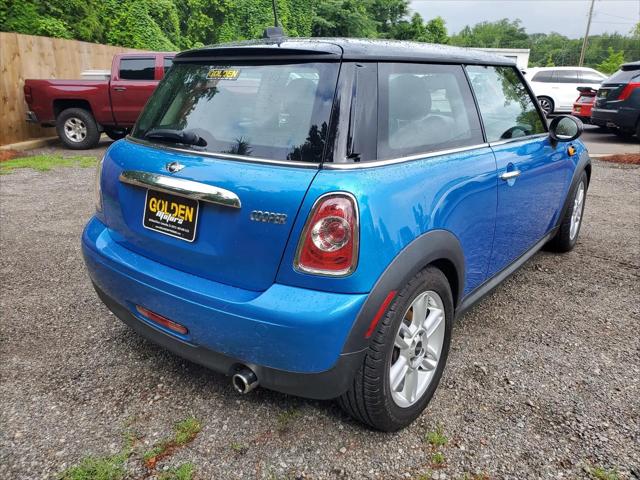 2011 MINI Cooper Cooper