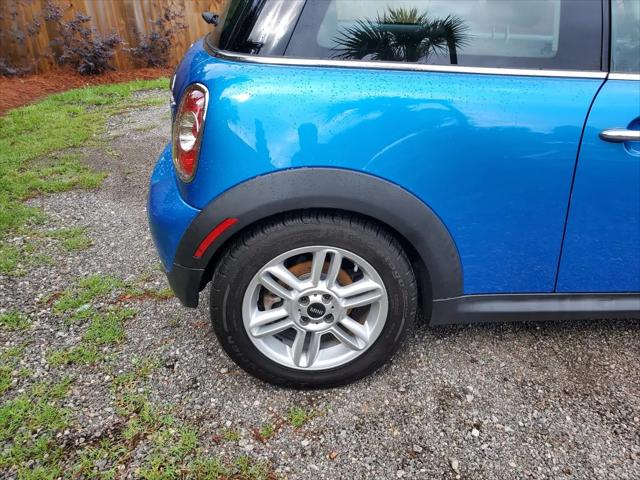2011 MINI Cooper Cooper