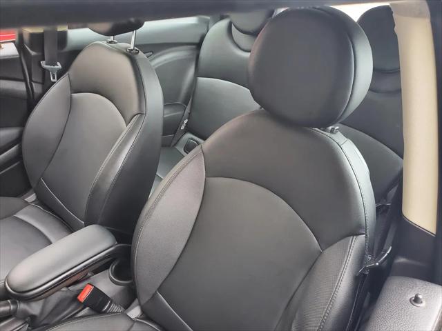 2011 MINI Cooper Cooper