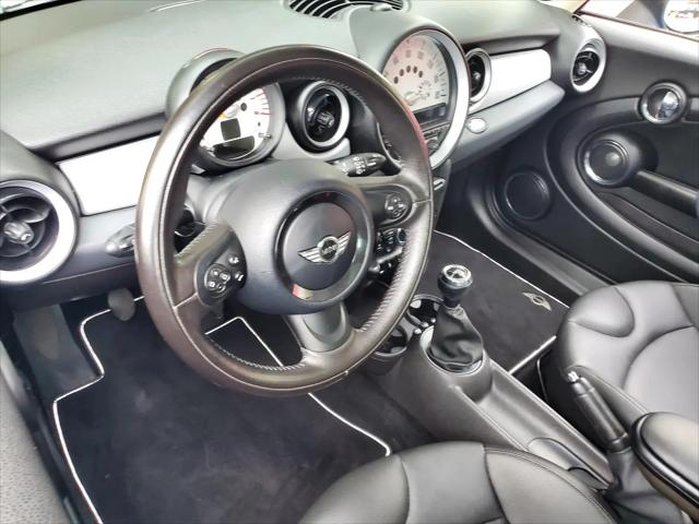 2011 MINI Cooper Cooper