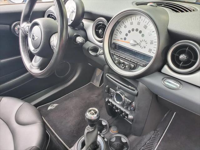 2011 MINI Cooper Cooper