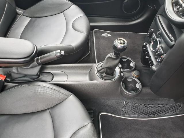 2011 MINI Cooper Cooper