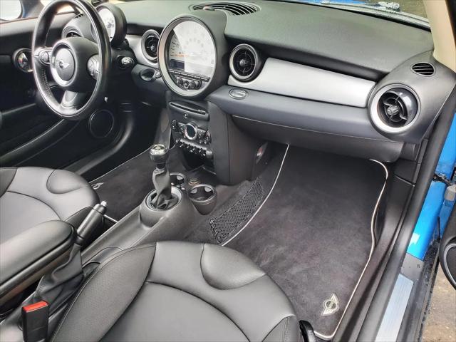 2011 MINI Cooper Cooper