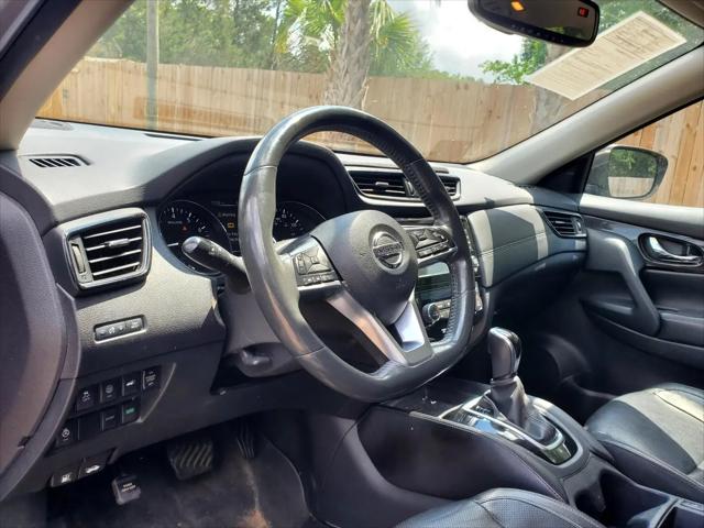 2017 Nissan Rogue SL