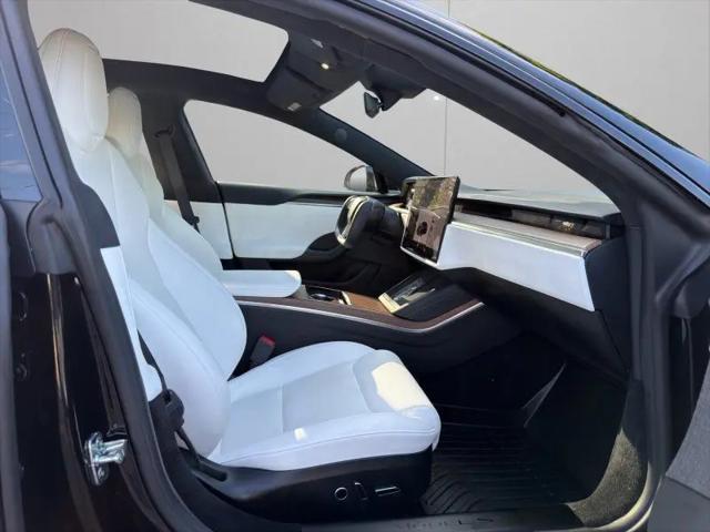 2022 Tesla Model S Dual Motor All-Wheel Drive