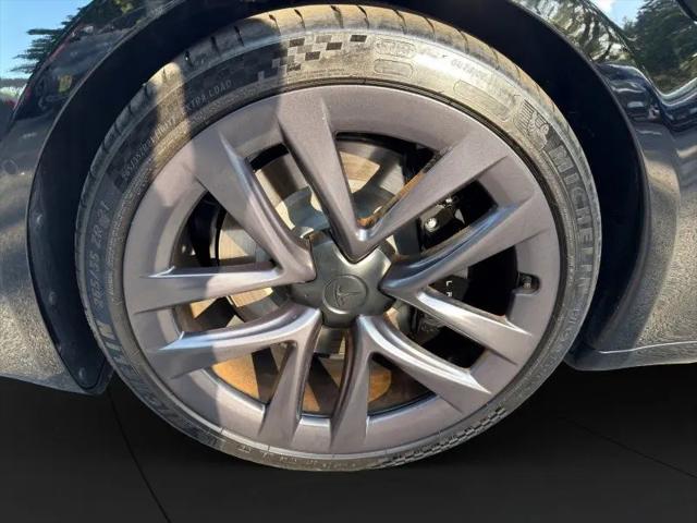2022 Tesla Model S Dual Motor All-Wheel Drive