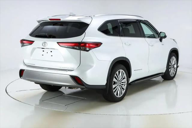 2023 Toyota Highlander Platinum