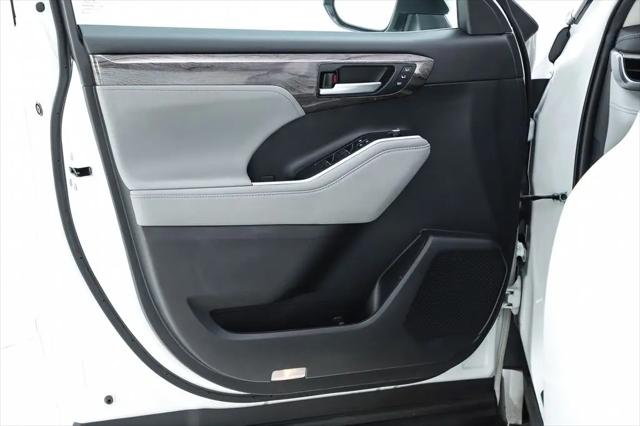 2023 Toyota Highlander Platinum