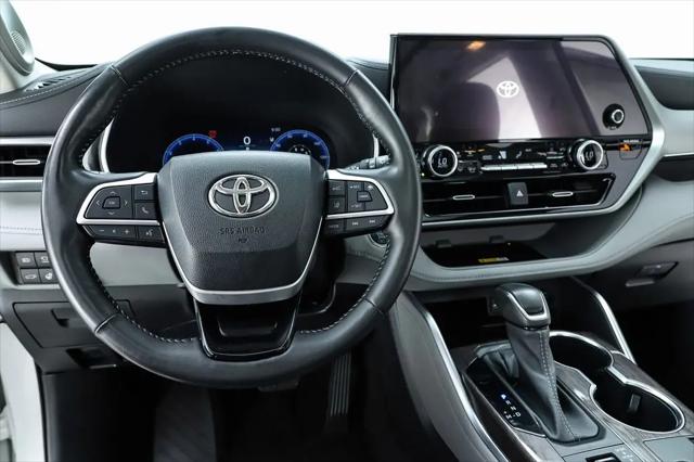 2023 Toyota Highlander Platinum