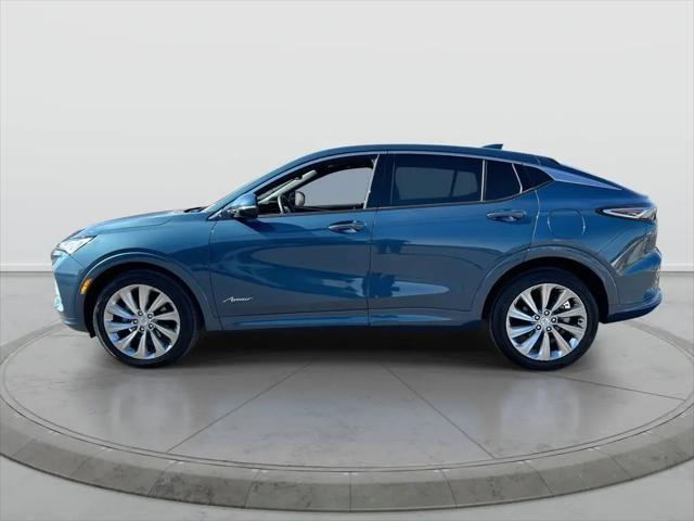 2024 Buick NV Avenir FWD
