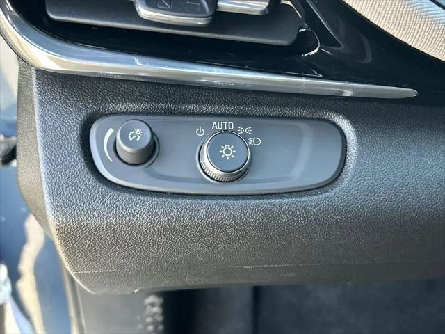 2024 Buick NV Avenir FWD
