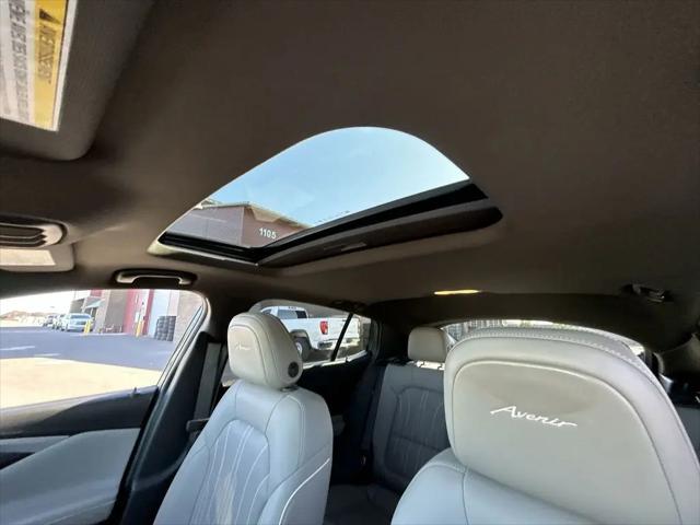 2024 Buick NV Avenir FWD