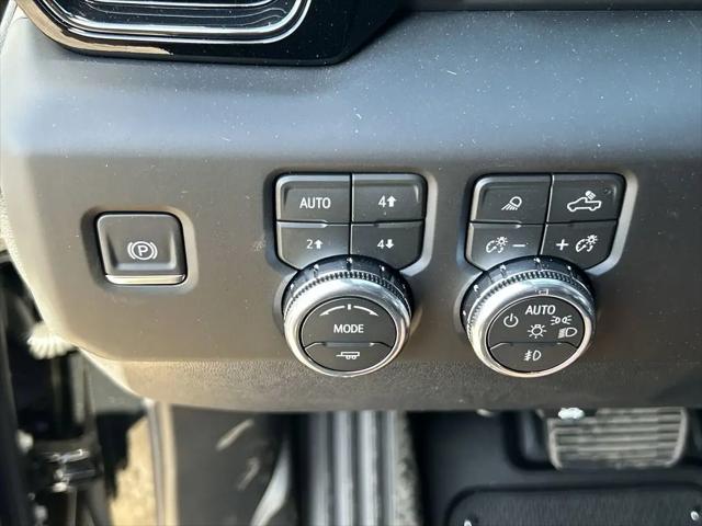 2026 GMC Sierra 2500HD Crew Cab, Standard Bed, AT4X, 4WD
