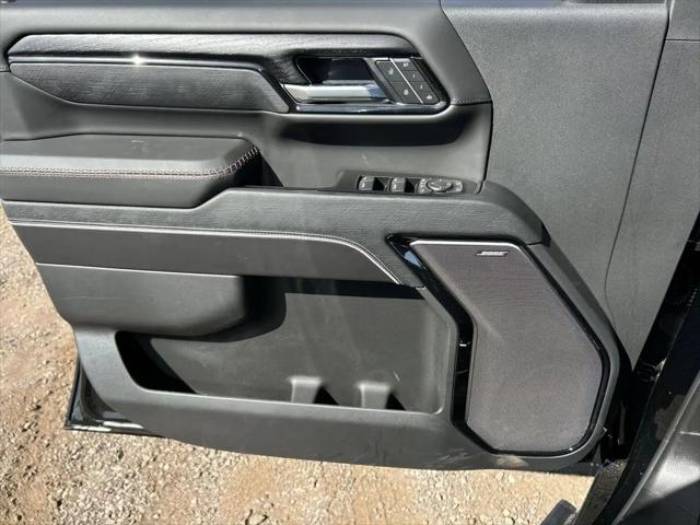 2026 GMC Sierra 2500HD Crew Cab, Standard Bed, AT4X, 4WD