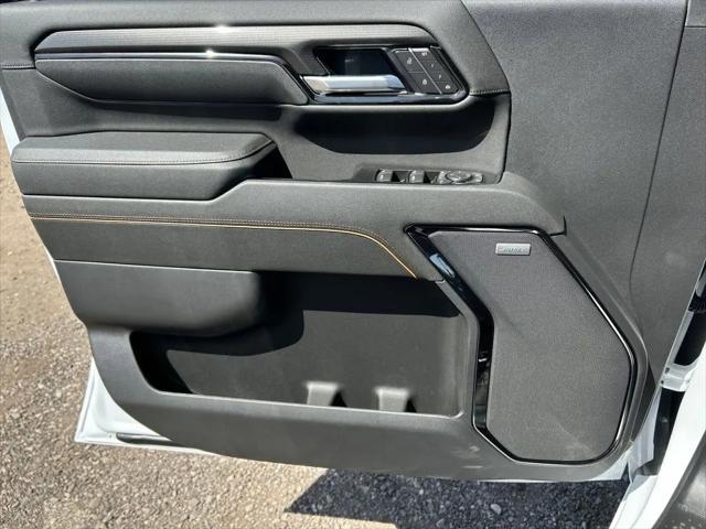 2026 GMC Sierra 2500HD Crew Cab, Standard Bed, AT4, 4WD