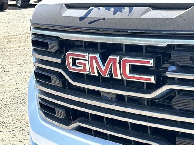 2026 GMC Sierra 1500 Crew Cab, Short Bed, AT4, 4WD