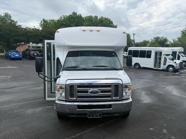 2019 Ford E-450 Cutaway E-450