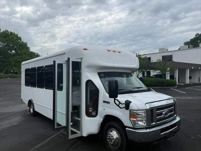 2019 Ford E-450 Cutaway E-450