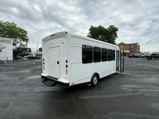 2019 Ford E-450 Cutaway E-450
