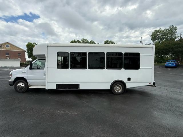 2019 Ford E-450 Cutaway E-450