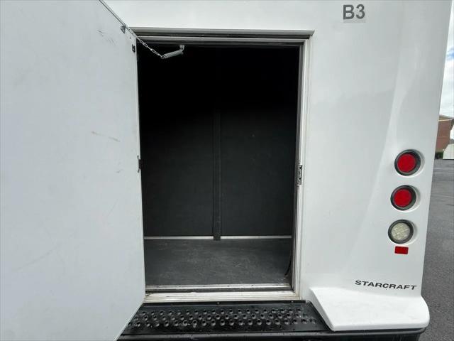 2019 Ford E-450 Cutaway E-450