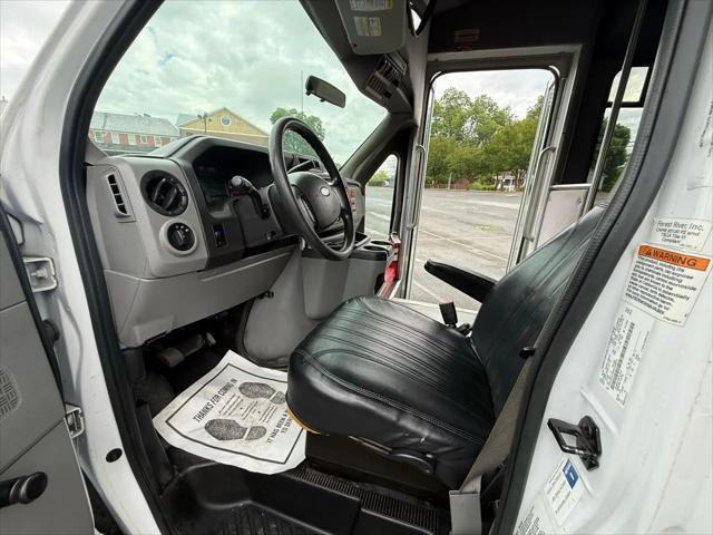 2019 Ford E-450 Cutaway E-450