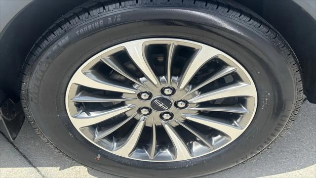 2019 Lincoln Nautilus Select