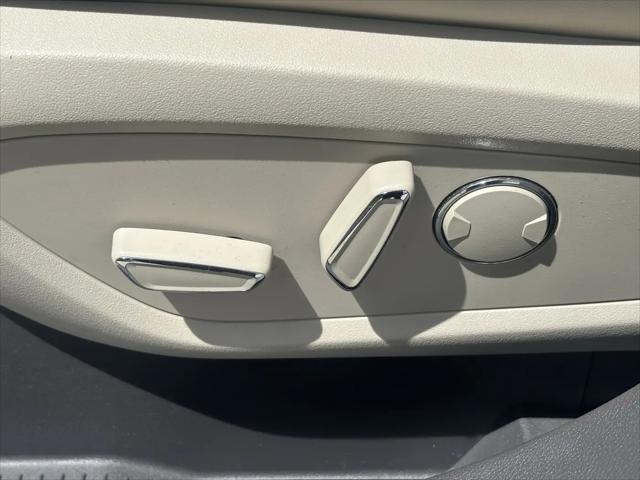 2019 Lincoln Nautilus Select