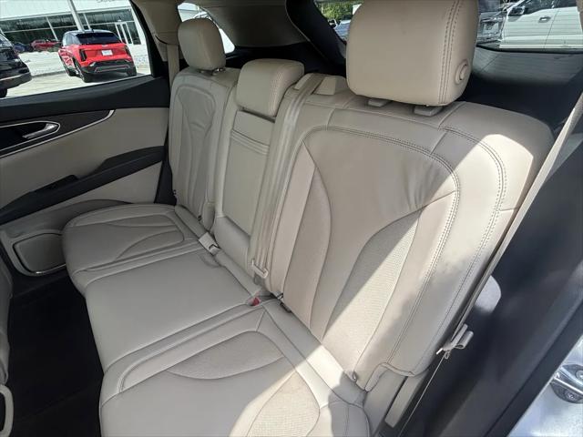2019 Lincoln Nautilus Select