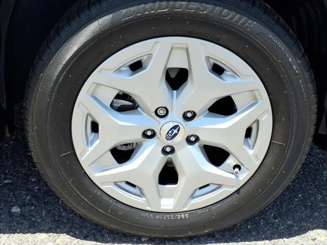 2023 Subaru Forester Base