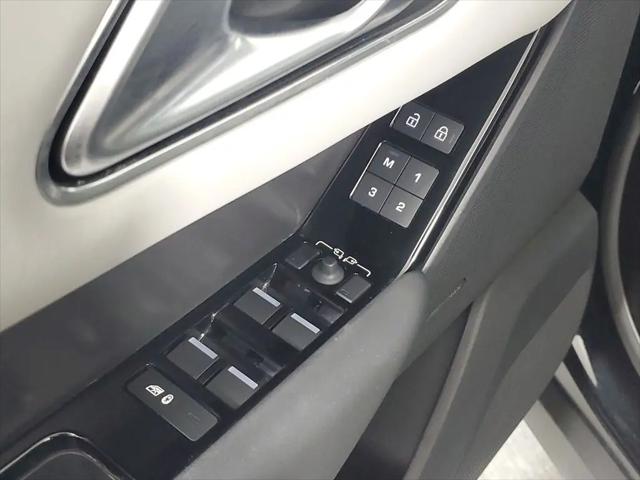 2024 Land Rover Range Rover Velar P250 Dynamic SE